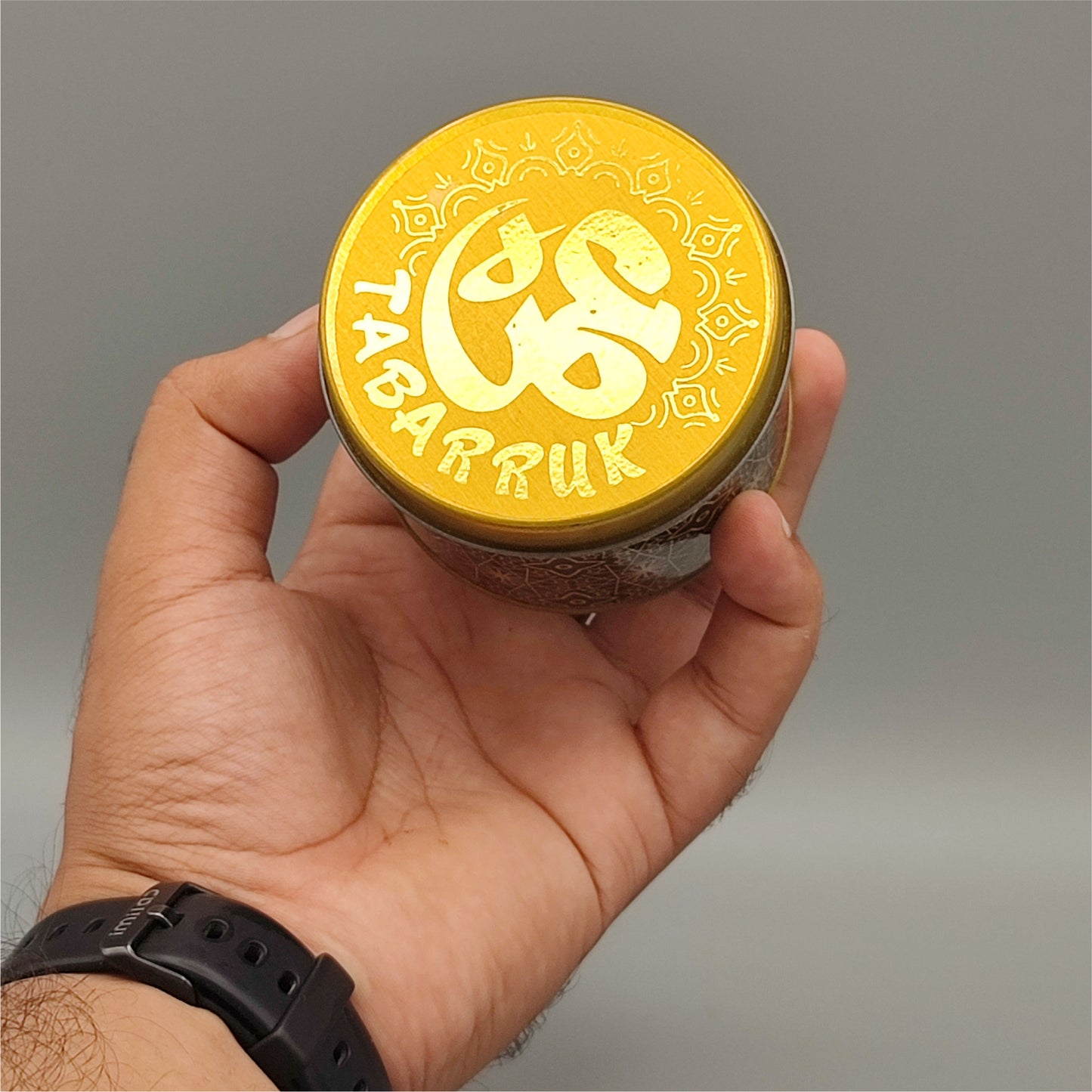 Small Set Umrah Tabarruk Packing (UV ) | A refined and elegant way to share blessings